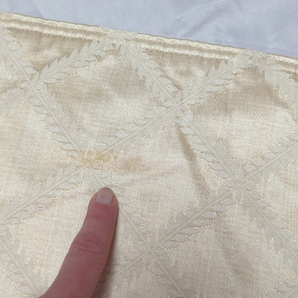 Set Of 6 Shimmer Gold Dual Sided Fabric Placemats 16.5